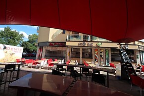 Menada Midia Apartments