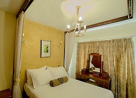 Mimosa Court Apartments