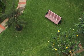 Mimosa Court Apartments