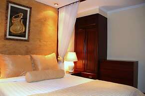 Mimosa Court Apartments