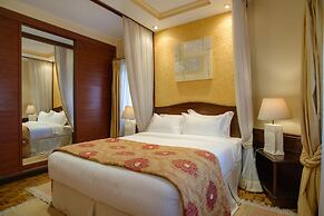 Mimosa Court Apartments