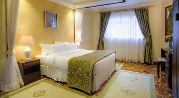 Mimosa Court Apartments