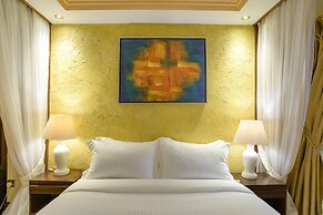 Mimosa Court Apartments