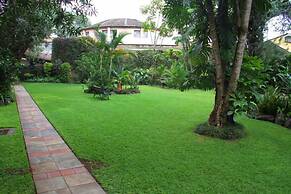 Mimosa Court Apartments