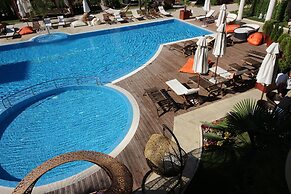 Menada Harmony Suites II Apartments