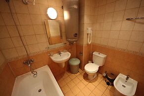Menada Oasis Resort Apartments