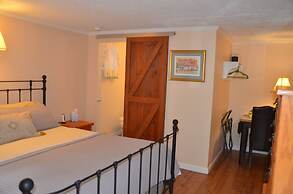 Cornwall Inn and Lodge