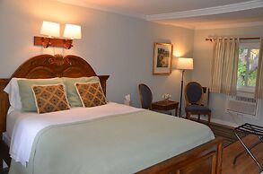 Cornwall Inn and Lodge