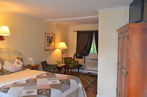 Cornwall Inn and Lodge