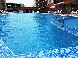 Menada Sunset Beach 4 Apartments