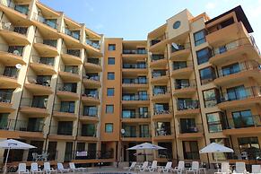 Menada Amadeusz 1 Apartments