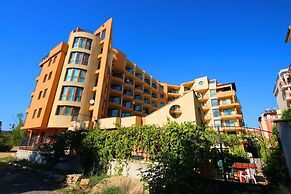 Menada Amadeusz 1 Apartments