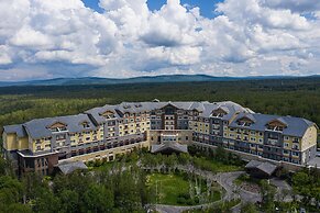 Crowne Plaza Resort Changbaishan Hot Spring by IHG