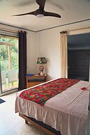 Te Ava Piti Lodge