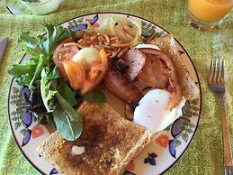 Turtle Cove Island Resort