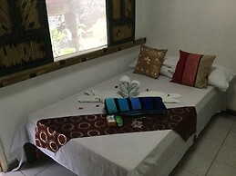 Turtle Cove Island Resort