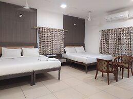 Hotel Sownthariyam