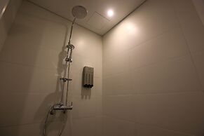 Hotel Star Premier Yeoksam