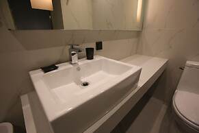 Hotel Star Premier Yeoksam