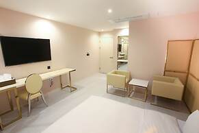 Hotel Star Premier Yeoksam