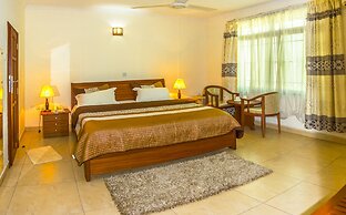 ABC Travellers Hotel
