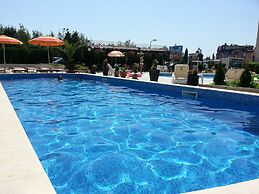 Menada Sea Regal Apartments