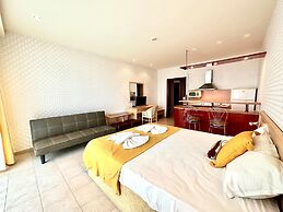Menada Miramar Palace Apartments