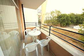 Menada Grand Kamelia Apartments