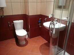 Menada Green Hills Apartments