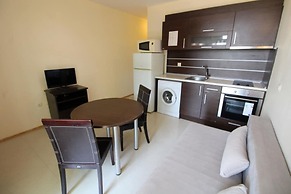 Menada Green Hills Apartments
