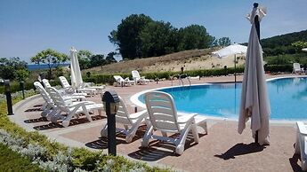 Menada Sozopol Apartments