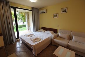 Menada Kavaci Sozopol Apartments