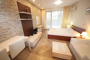 Menada Kavaci Sozopol Apartments