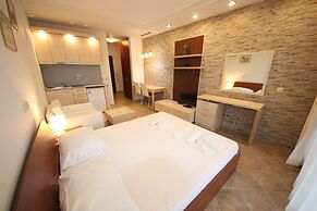 Menada Kavaci Sozopol Apartments