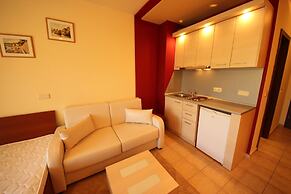 Menada Kavaci Sozopol Apartments