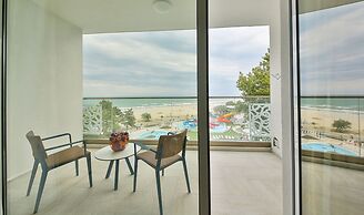 MARITIM Paradise Blue Hotel & Spa