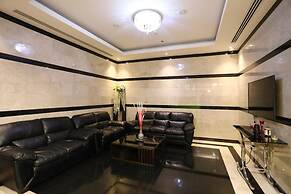 OYO 104 Q House 3 Apartments