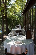 Country Club Hotel & Suites