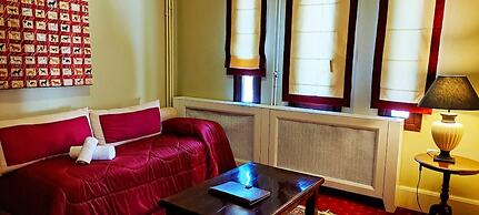 Country Club Hotel & Suites