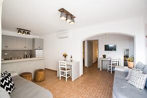 Aletro Cottage Houses