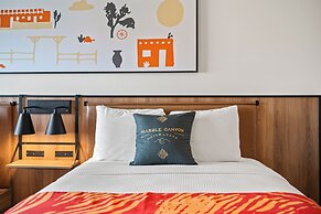 Marble Canyon Lodge