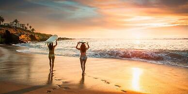 MARINA PRESIDENTIAL SUITE w AMAZING VIEWS & AMENITIES