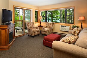 The Pointe Hotel and Suites