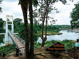 Bluemoon Riverside Resort