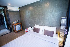 Bluemoon Riverside Resort