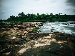 Bluemoon Riverside Resort