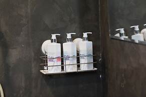 Bluemoon Riverside Resort