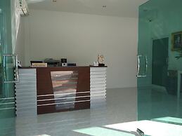 Bluemoon Riverside Resort