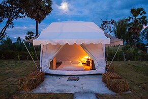 Bluemoon Riverside Resort