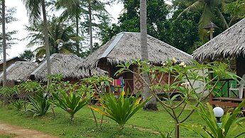 Lanta L.D. Beach Bungalows